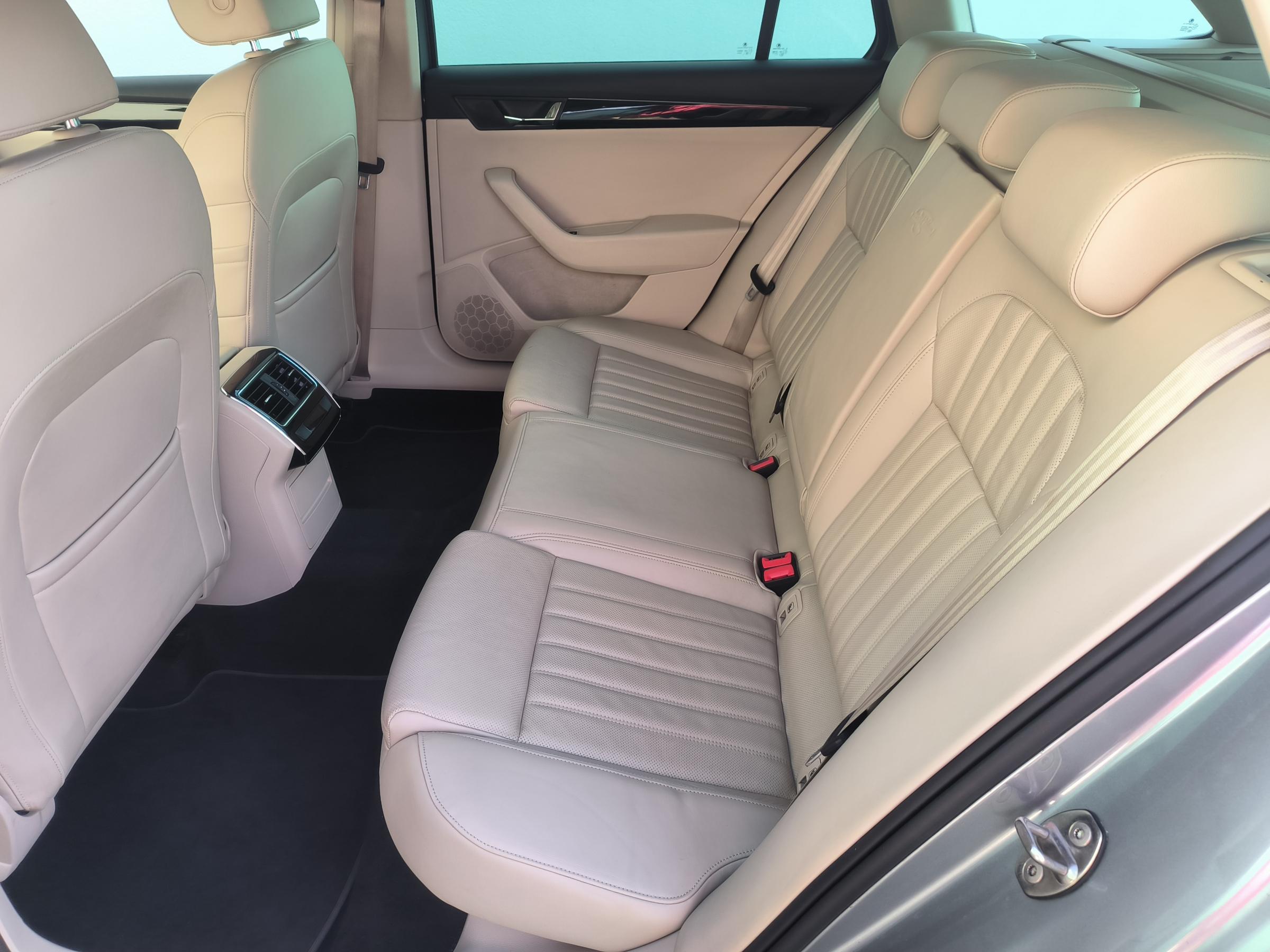 Škoda Superb III, 2015 - pohled č. 10