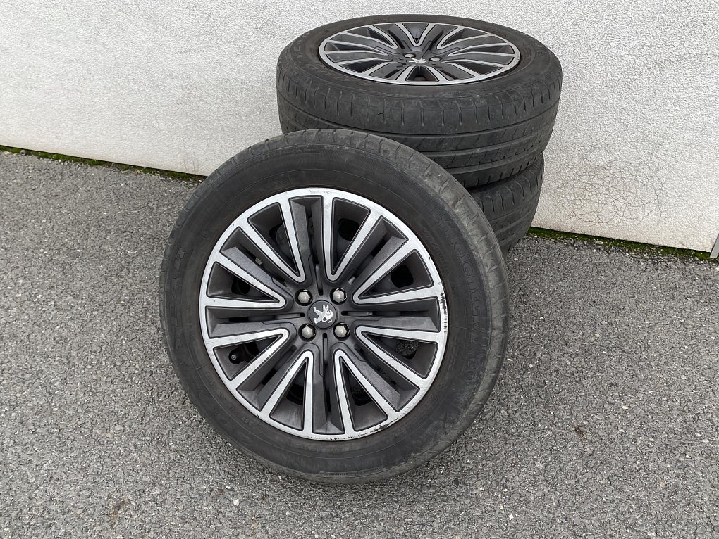 Peugeot 2008 1.2 PT GT Line