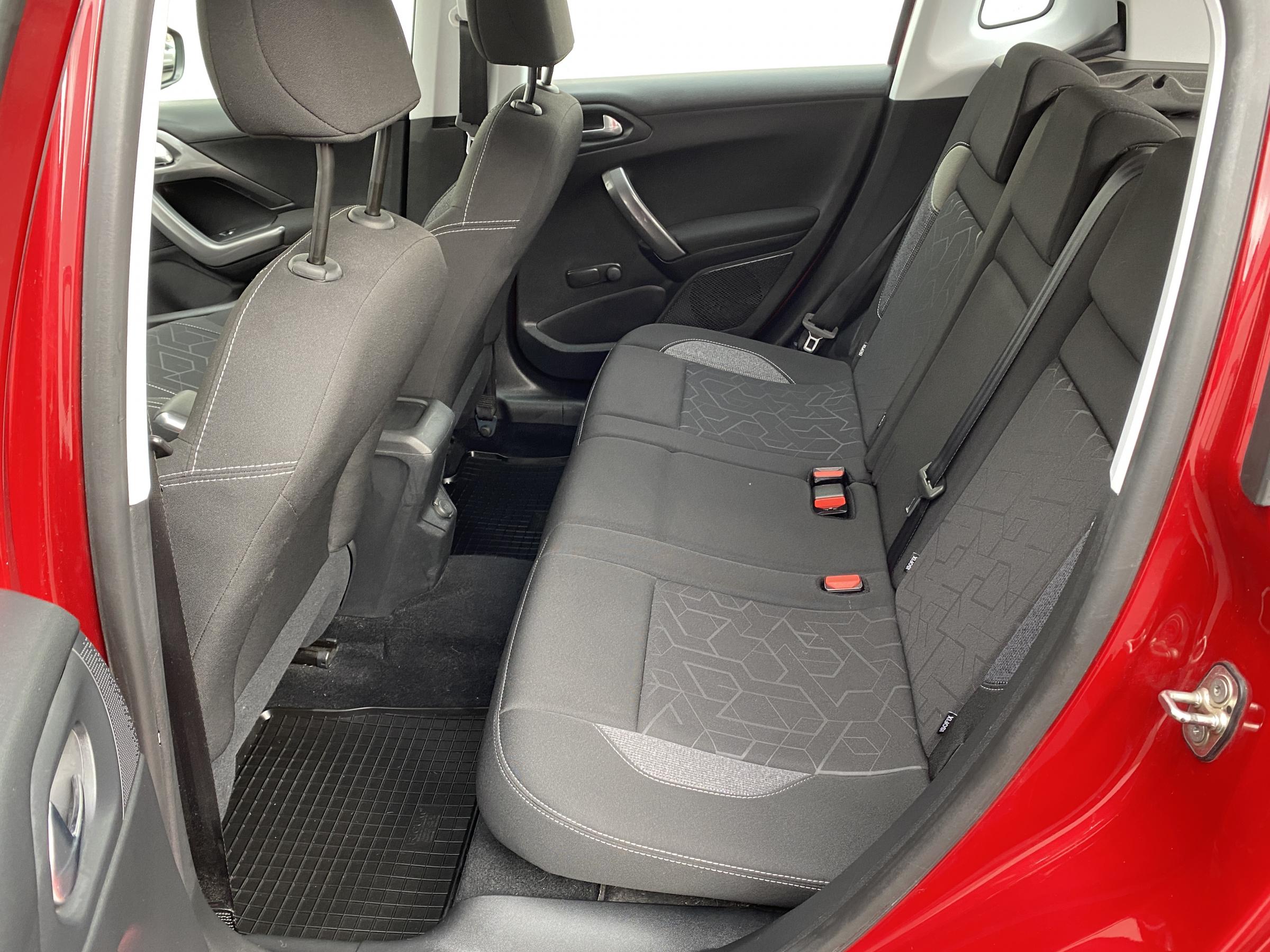 Peugeot 2008, 2017 - pohled č. 10