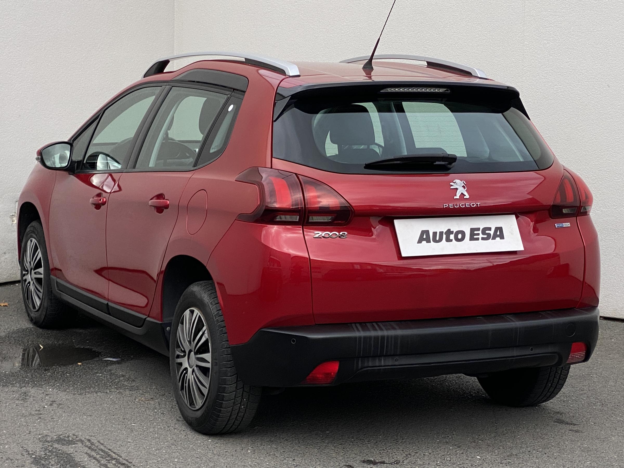 Peugeot 2008, 2017 - pohled č. 6