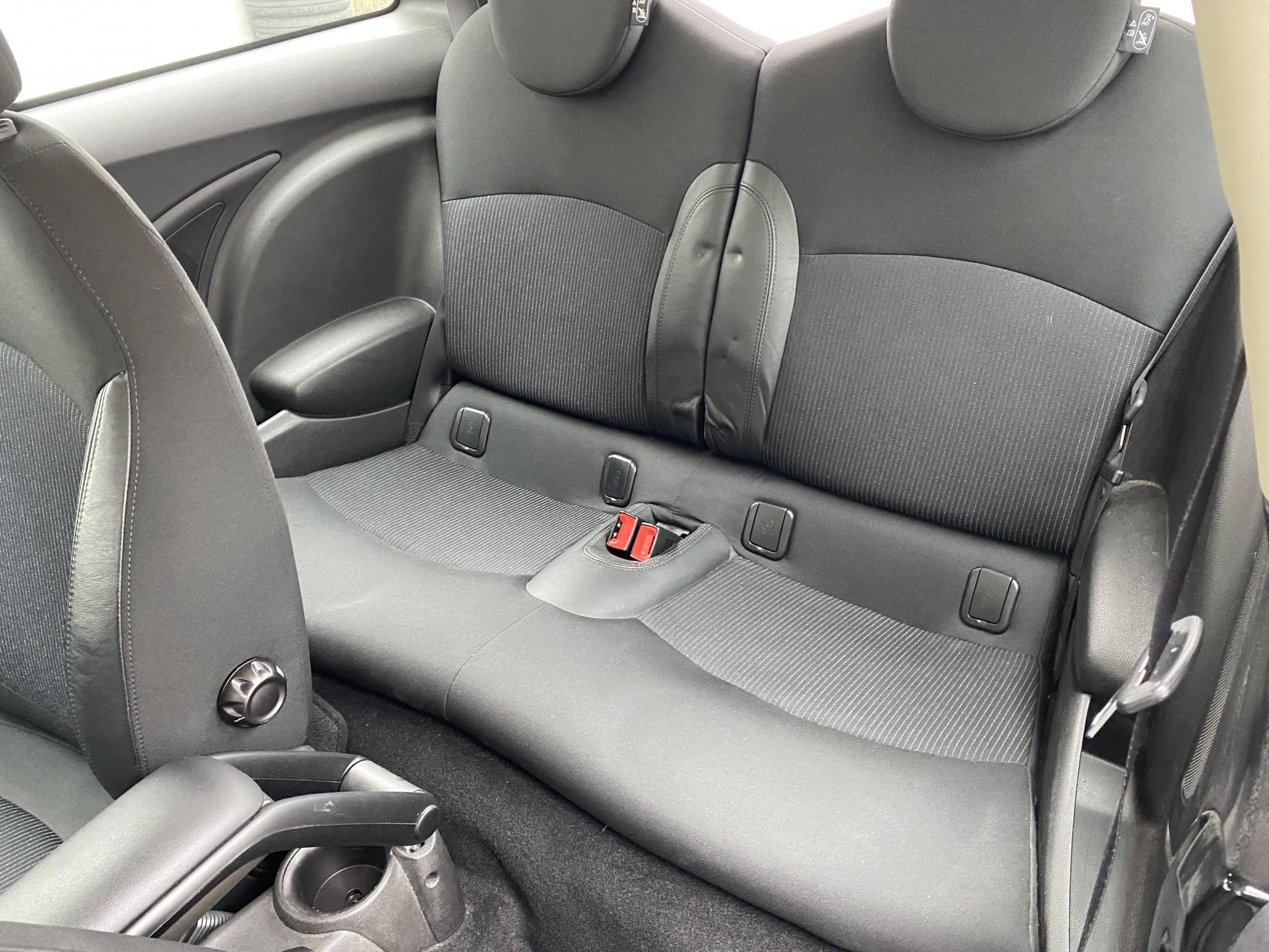 Mini Cooper, 2011 - pohled č. 10