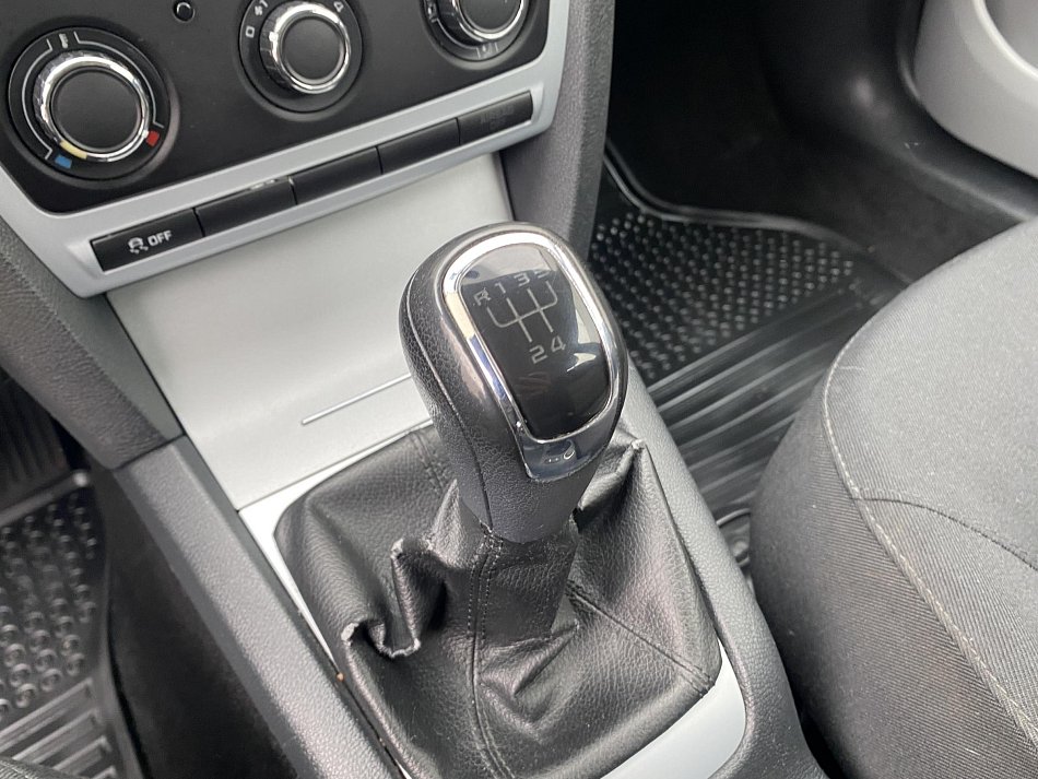 Škoda Octavia II 1.6 TDi Ambition