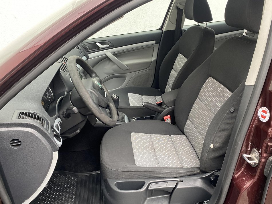 Škoda Octavia II 1.6 TDi Ambition