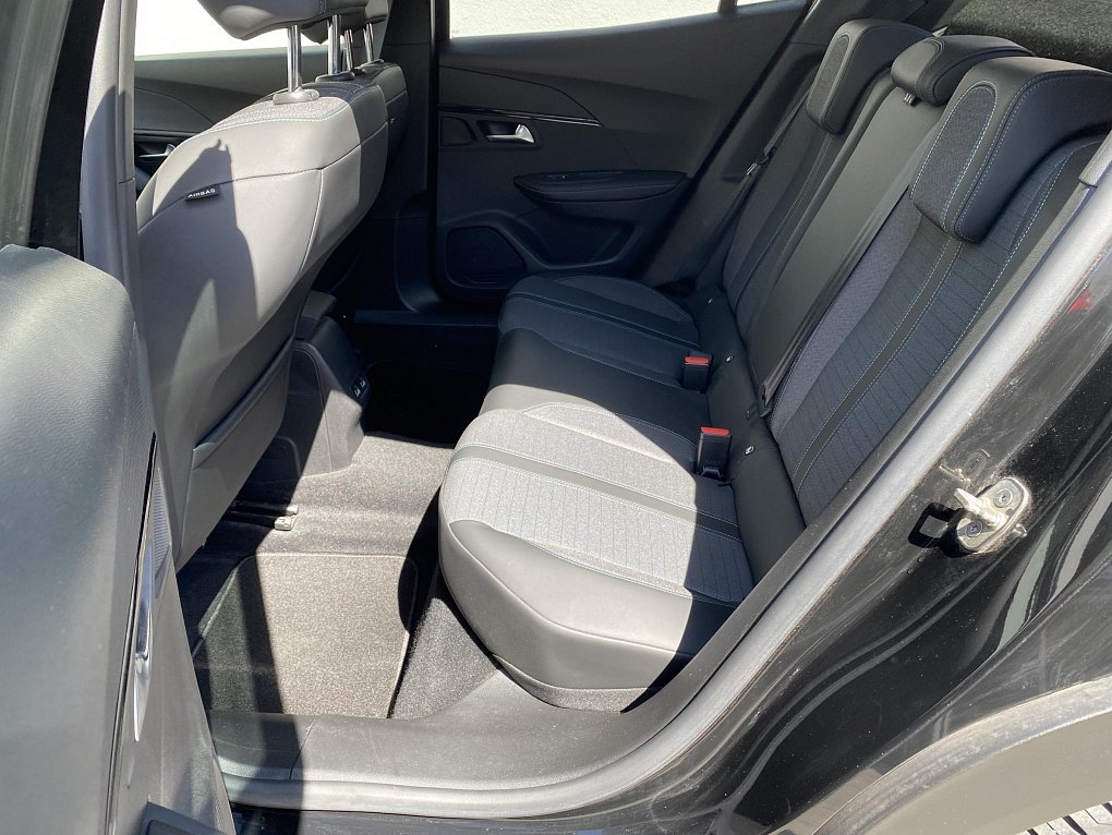 Peugeot 2008 1.2PT Allure