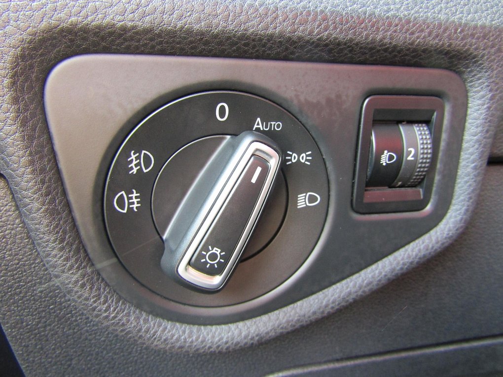 Volkswagen Touran 2.0 TDi 