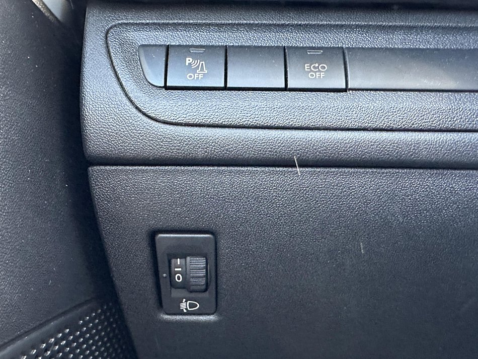 Peugeot 2008 1.2PT 