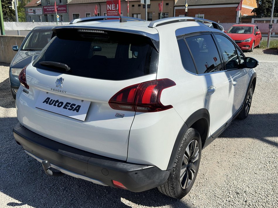 Peugeot 2008 1.2PT 