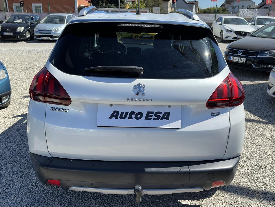 Peugeot 2008 1.2PT 