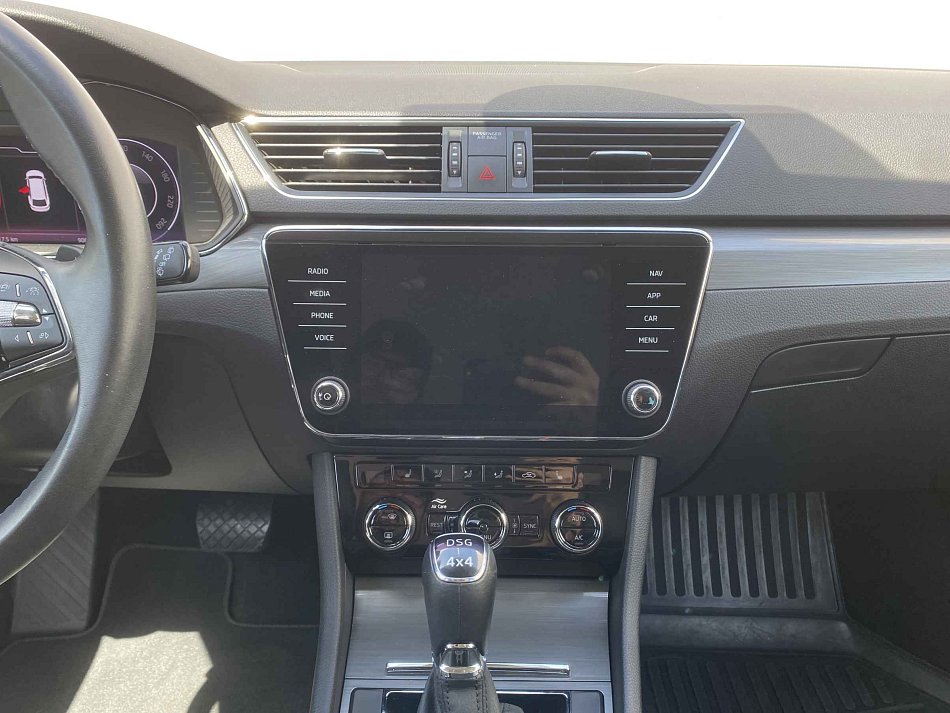 Škoda Superb III 2.0 TDi Style 4x4