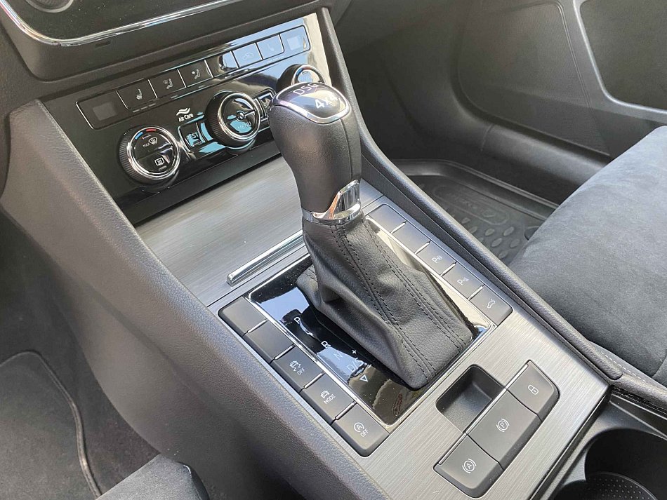 Škoda Superb III 2.0 TDi Style 4x4