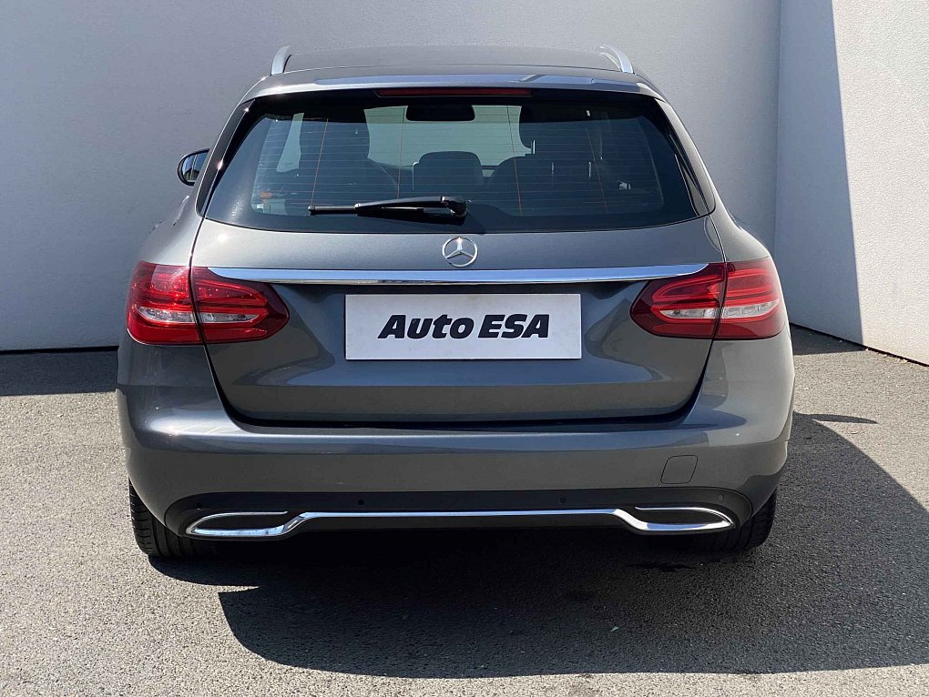 Mercedes-Benz Třída C 2.0T Avantgarde C200