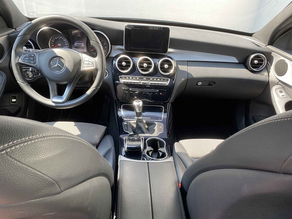 Mercedes-Benz Třída C 2.0T Avantgarde C200