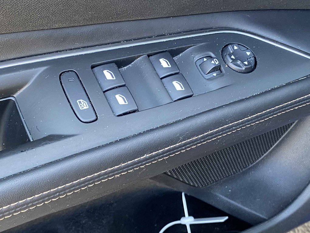 Peugeot 3008 1.2 PT GT Line