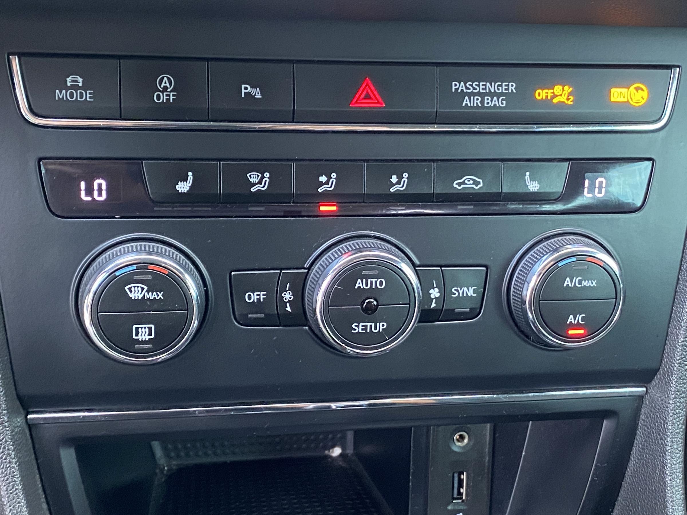 Seat Leon, 2016 - pohled č. 16