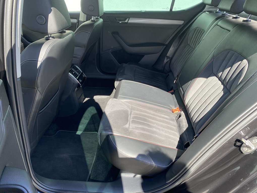 Škoda Superb III 2.0 TSi Edition 100