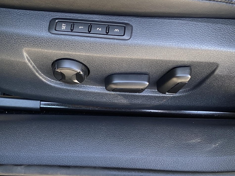 Škoda Superb III 2.0 TSi Edition 100