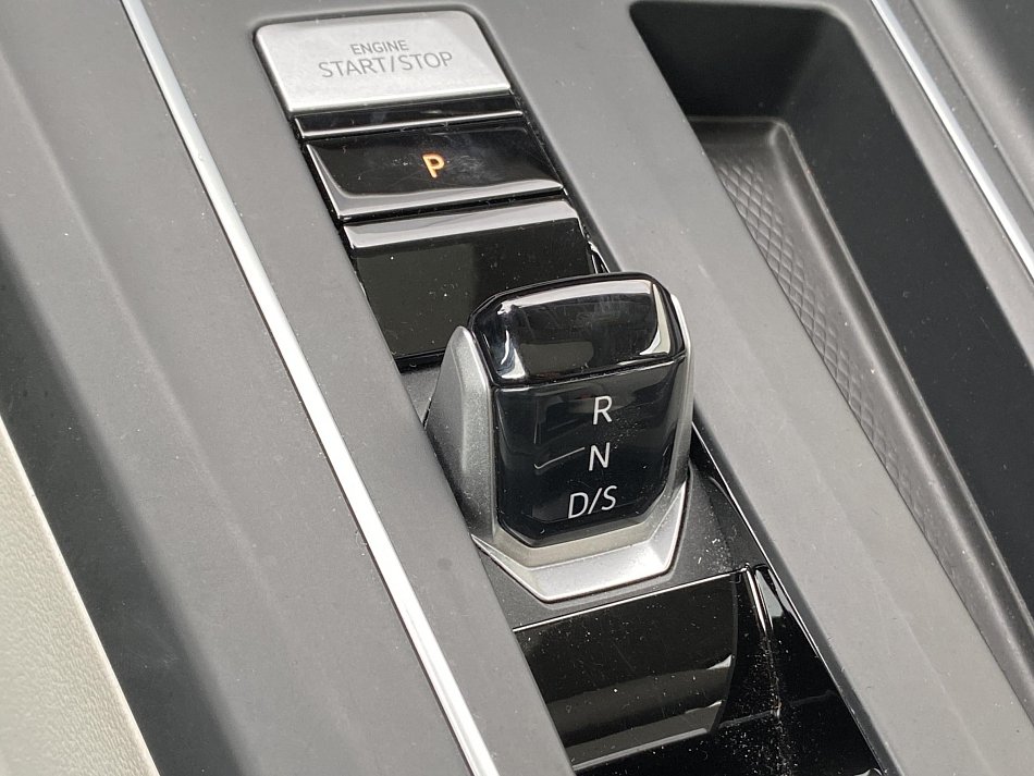 Volkswagen Golf 2.0 TDi Life