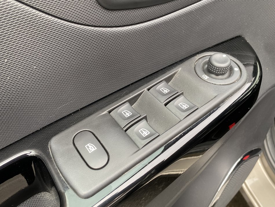 Renault Captur 1.2 TCe Intense