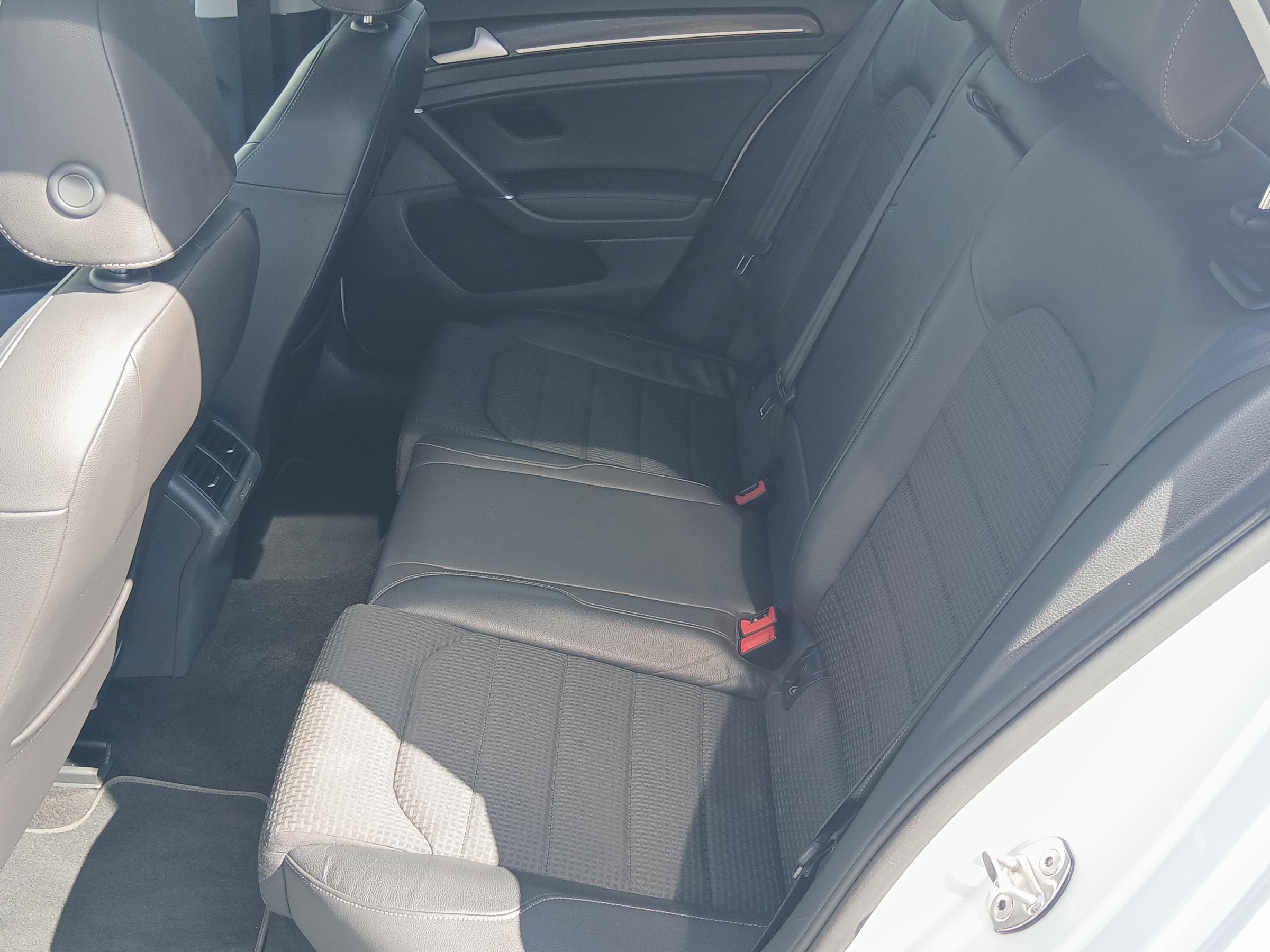 Volkswagen Golf, 2015 - pohled č. 10