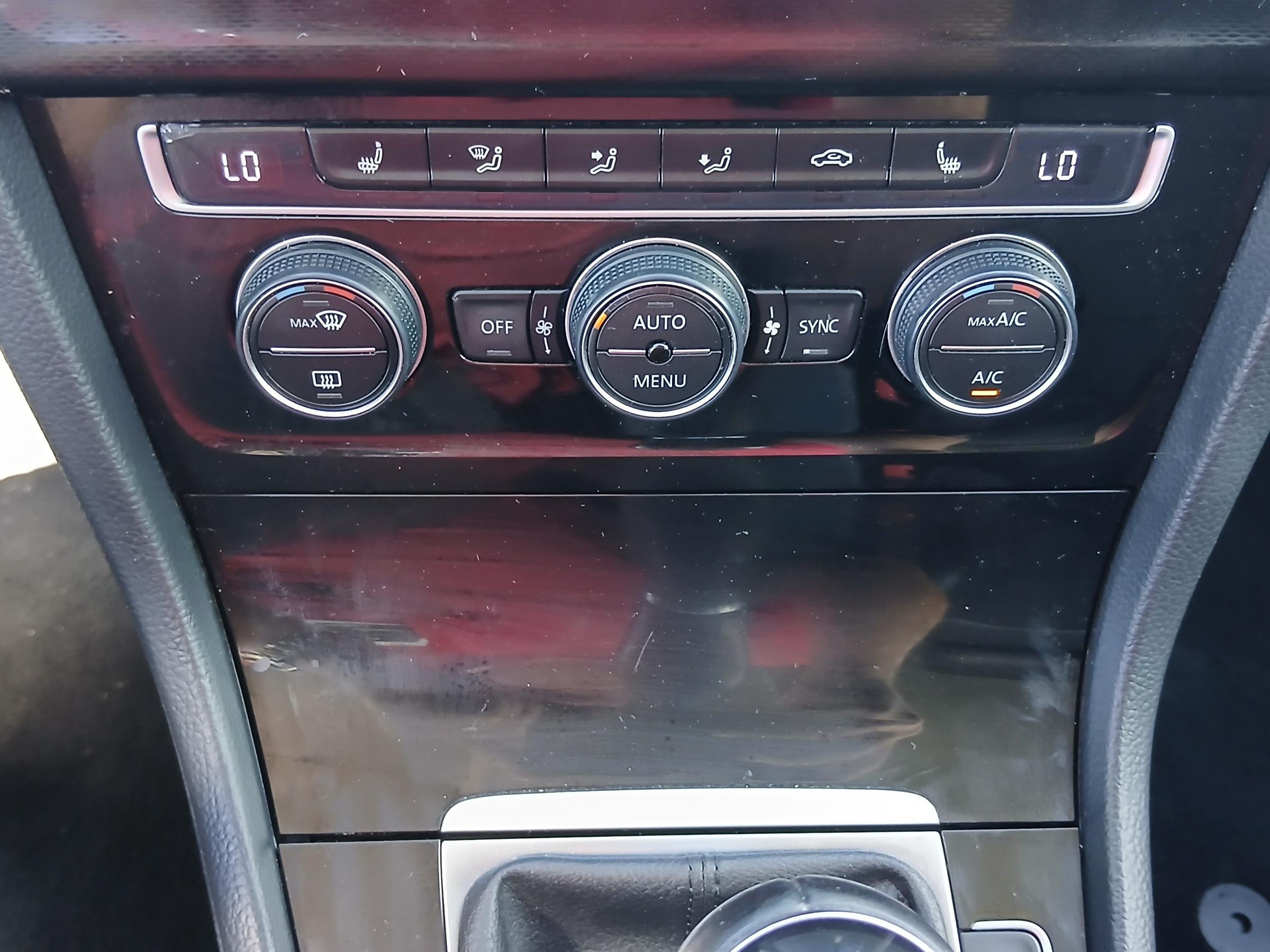 Volkswagen Golf, 2015 - pohled č. 18