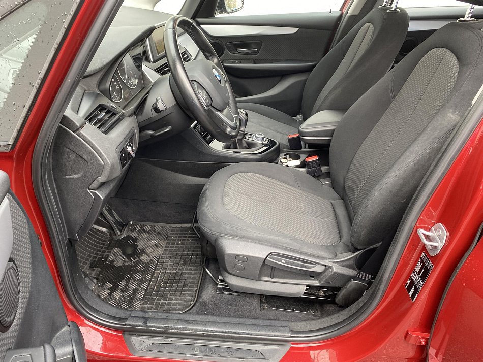 BMW Řada 2 1.5i 
