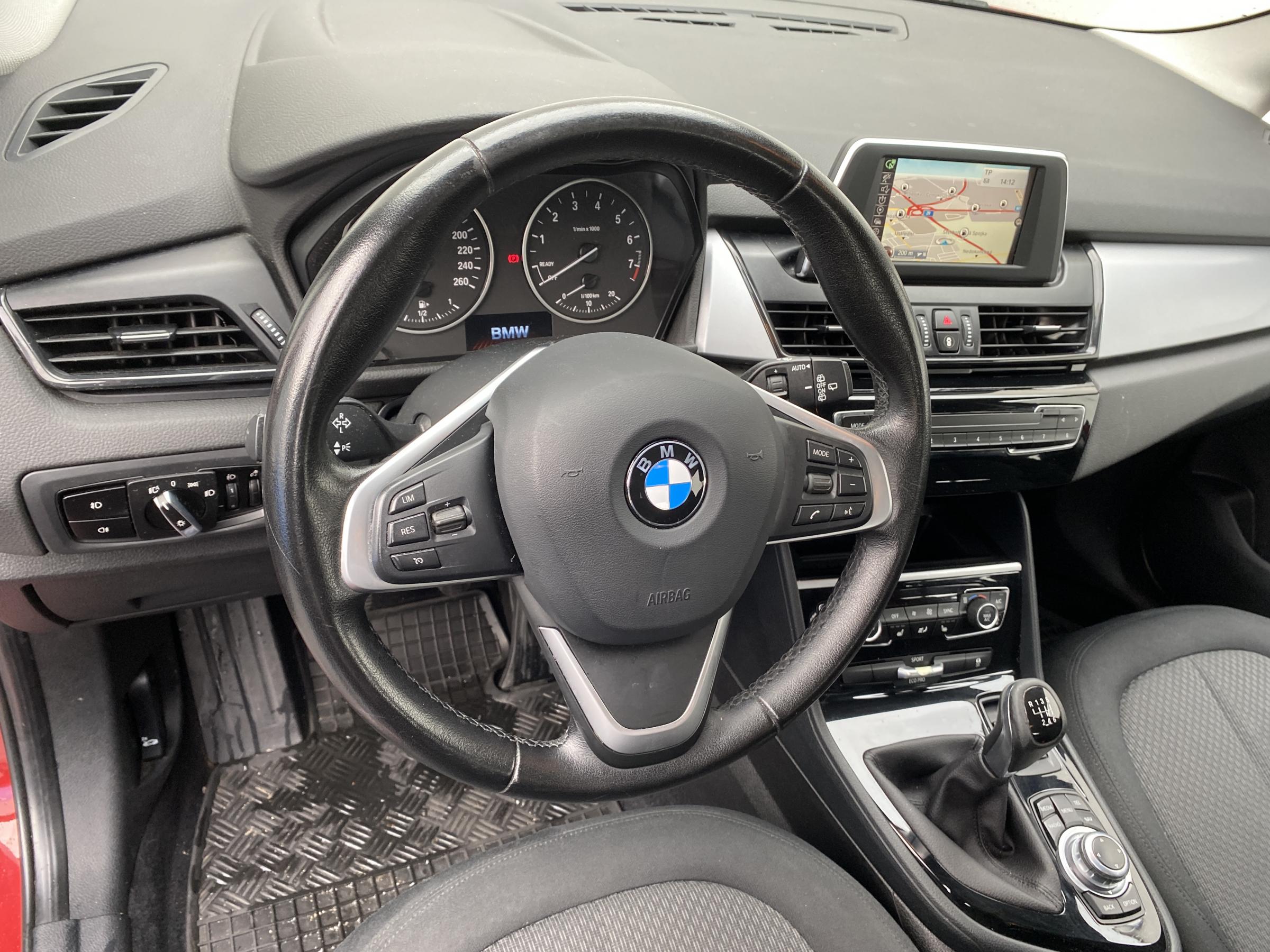 BMW Řada 2, 2016 - pohled č. 12