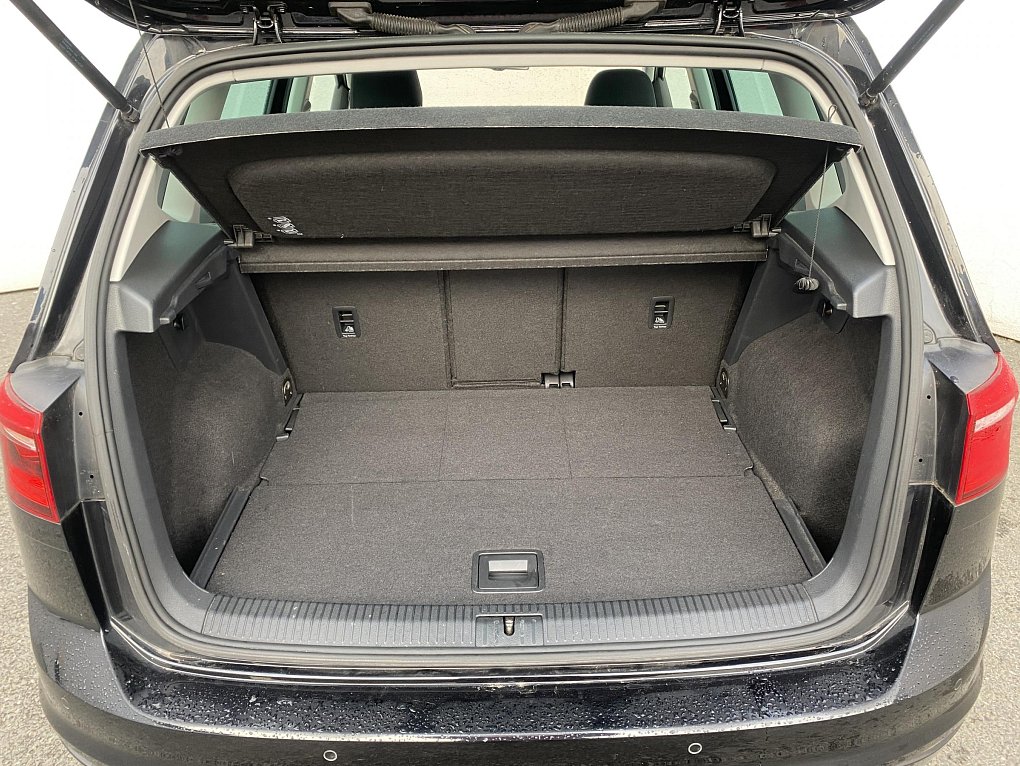 Volkswagen Sportsvan 1.4 TSi Highline