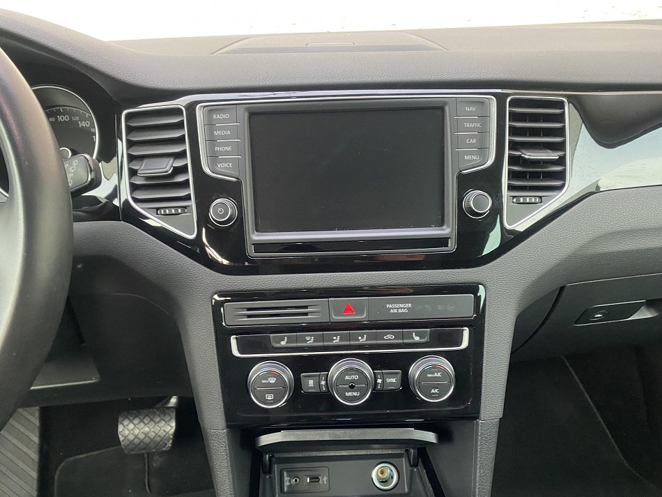 Volkswagen Sportsvan 1.4 TSi Highline