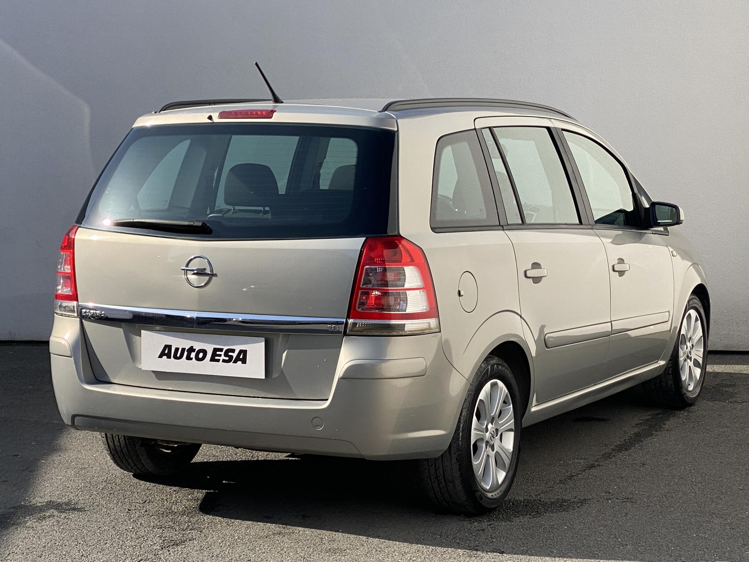 Opel Zafira, 2008 - pohled č. 4