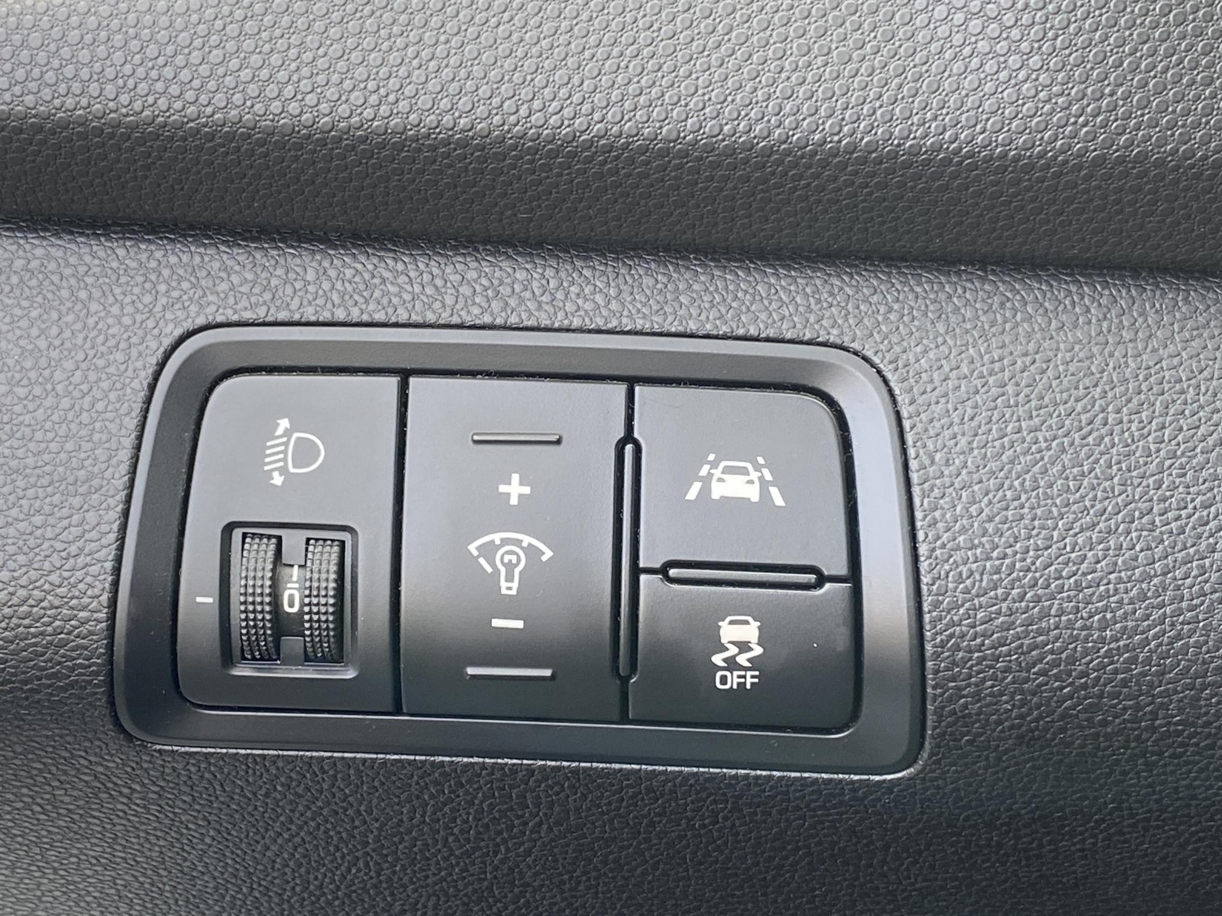 Hyundai i20, 2016 - pohled č. 18