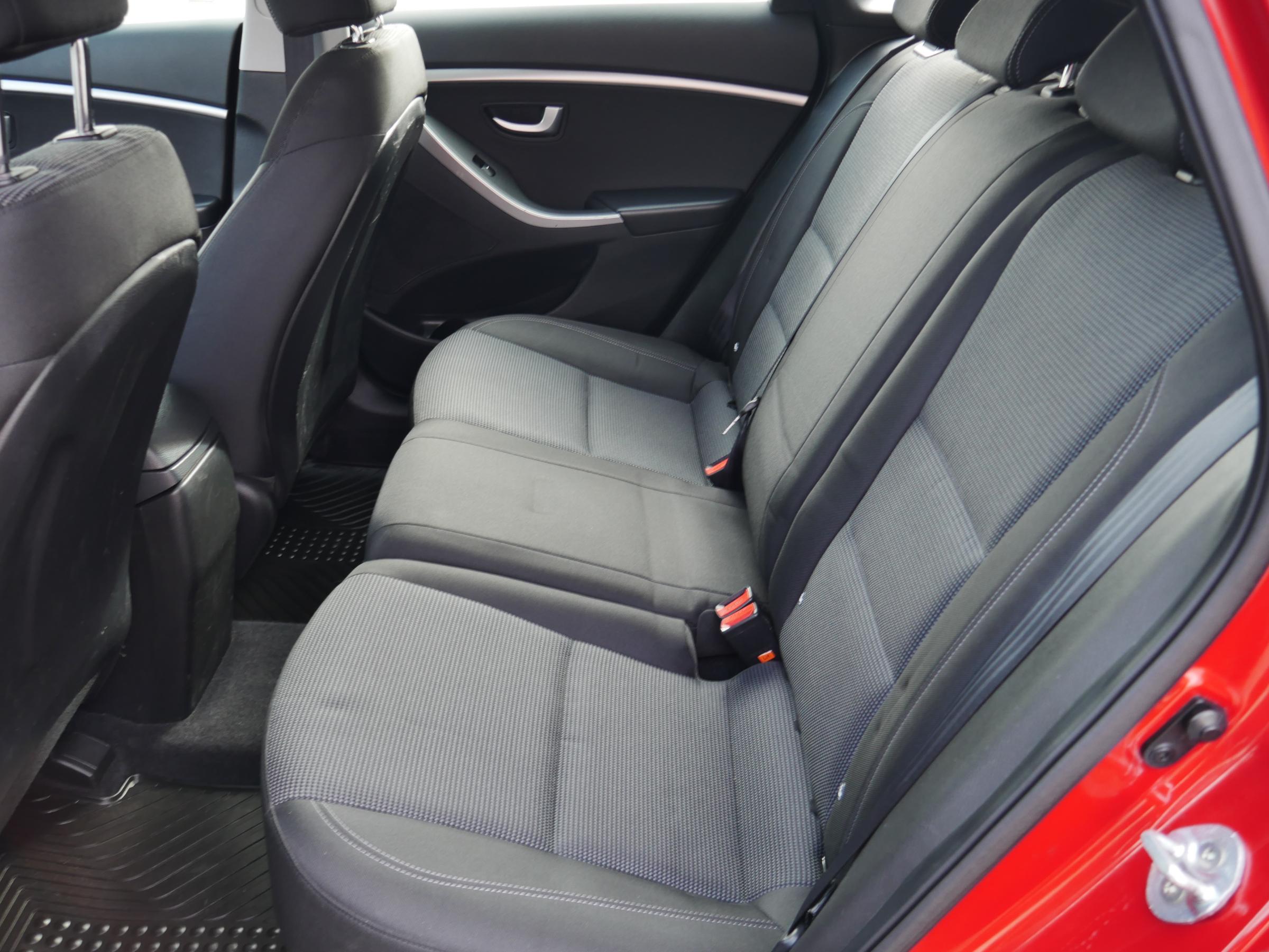 Hyundai i30, 2016 - pohled č. 10