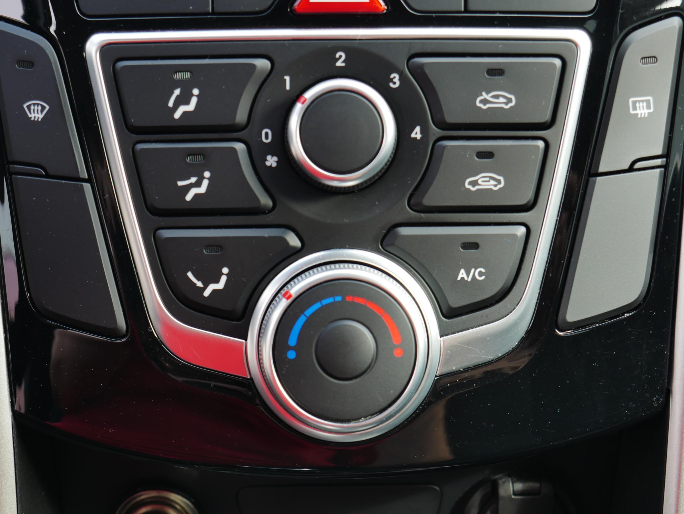 Hyundai i30, 2016 - pohled č. 15