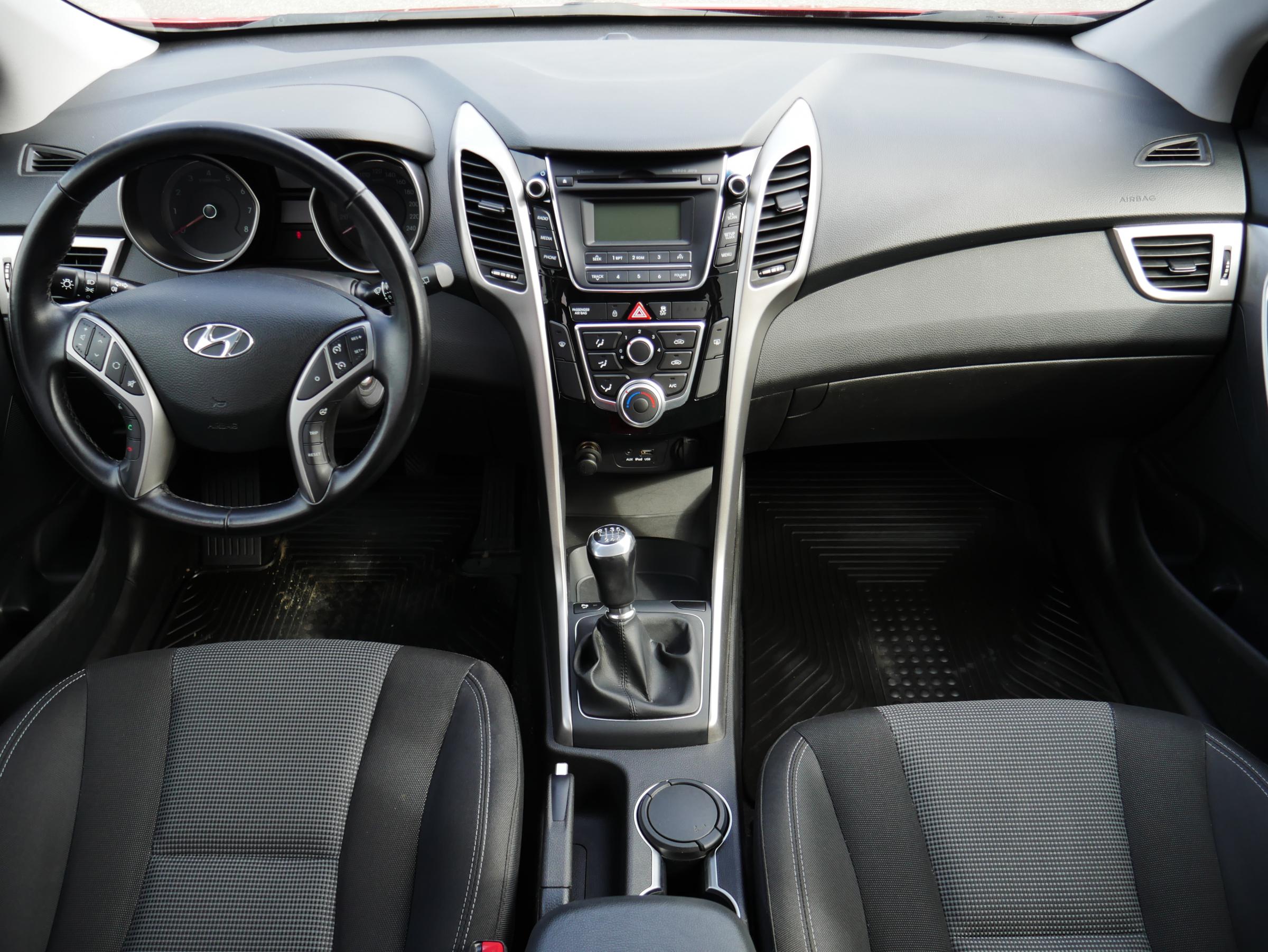 Hyundai i30, 2016 - pohled č. 8