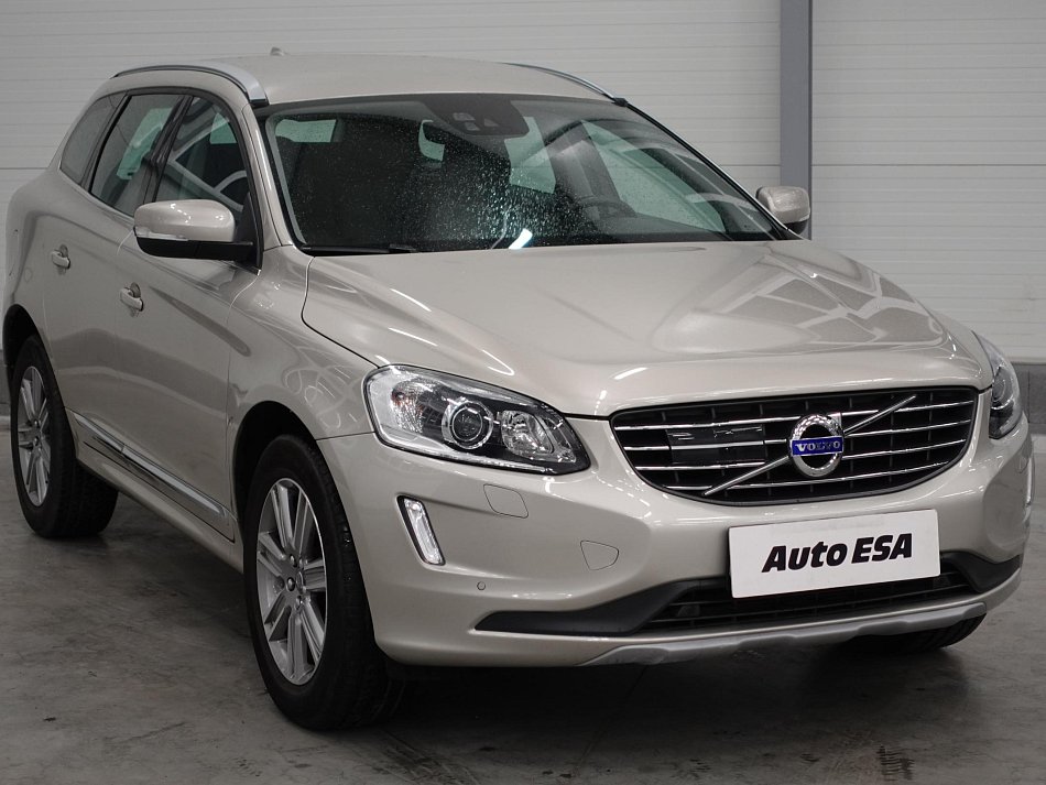 Volvo XC60 2.4 D4 Summum AWD