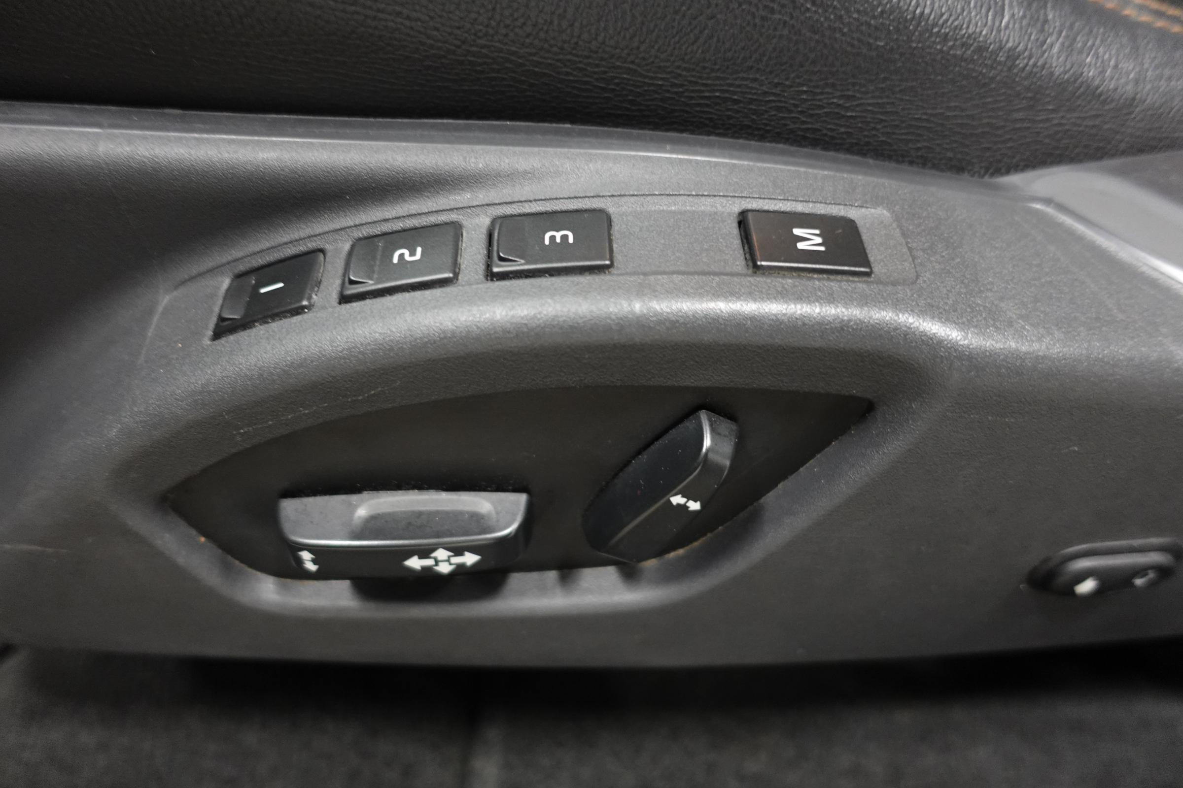 Volvo XC60, 2016 - pohled č. 11