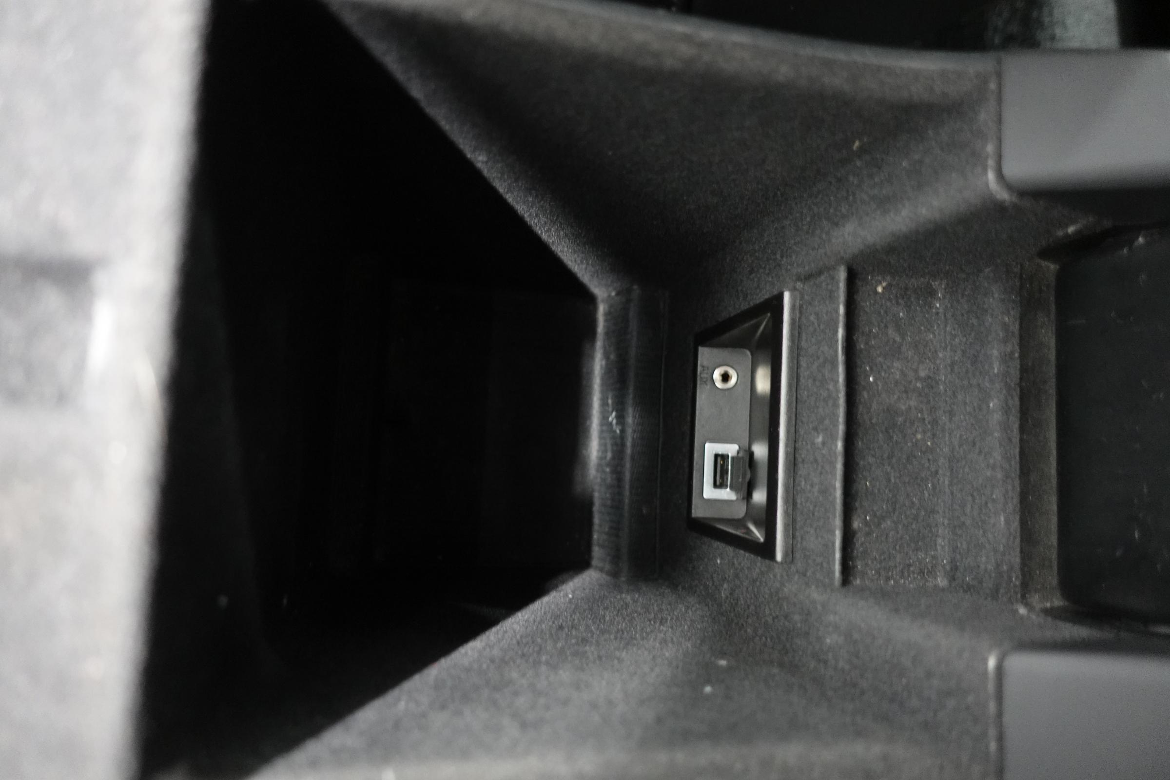 Volvo XC60, 2016 - pohled č. 20