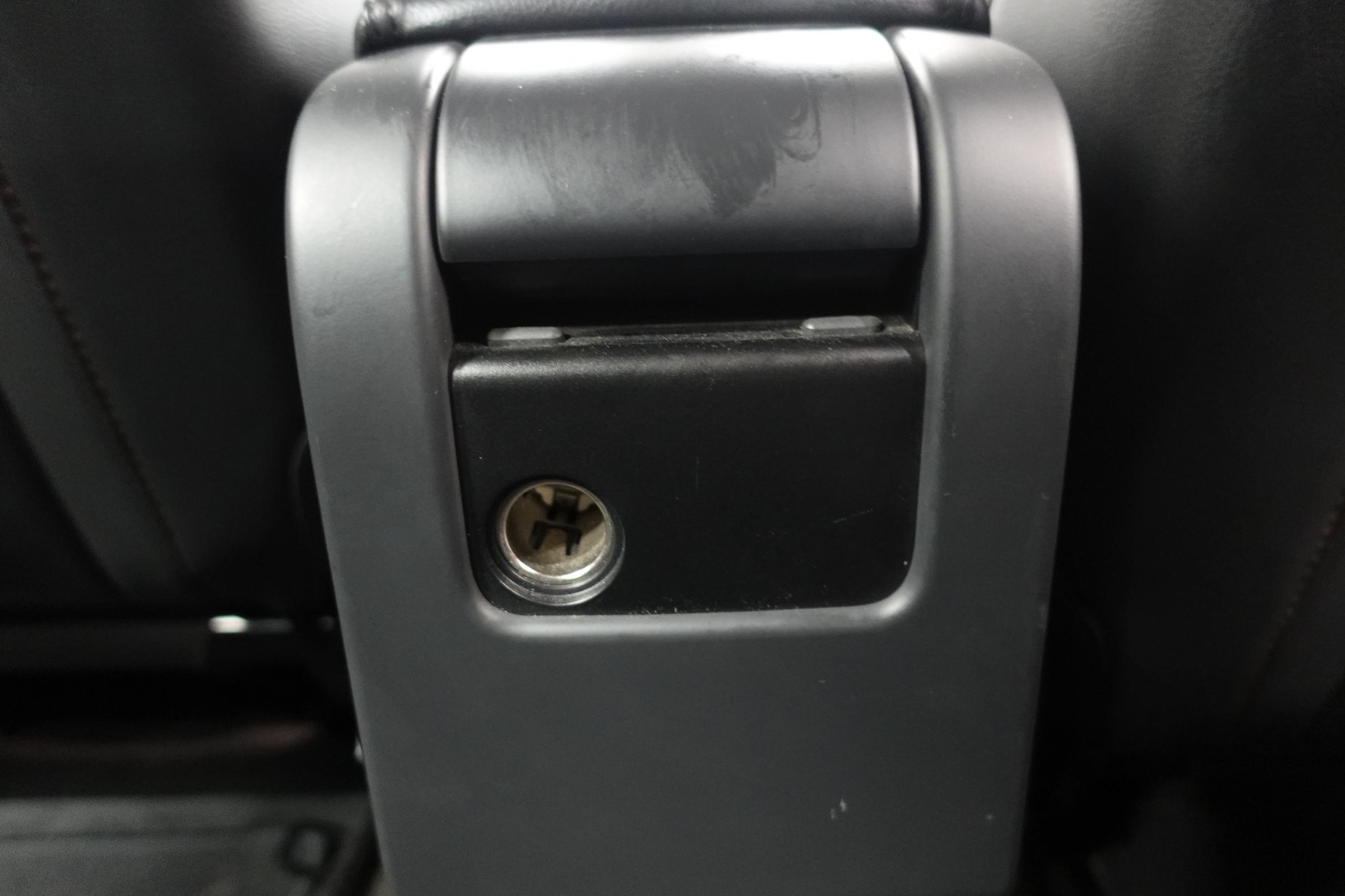 Volvo XC60, 2016 - pohled č. 21