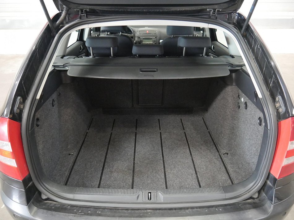 Škoda Octavia II 1.6i 