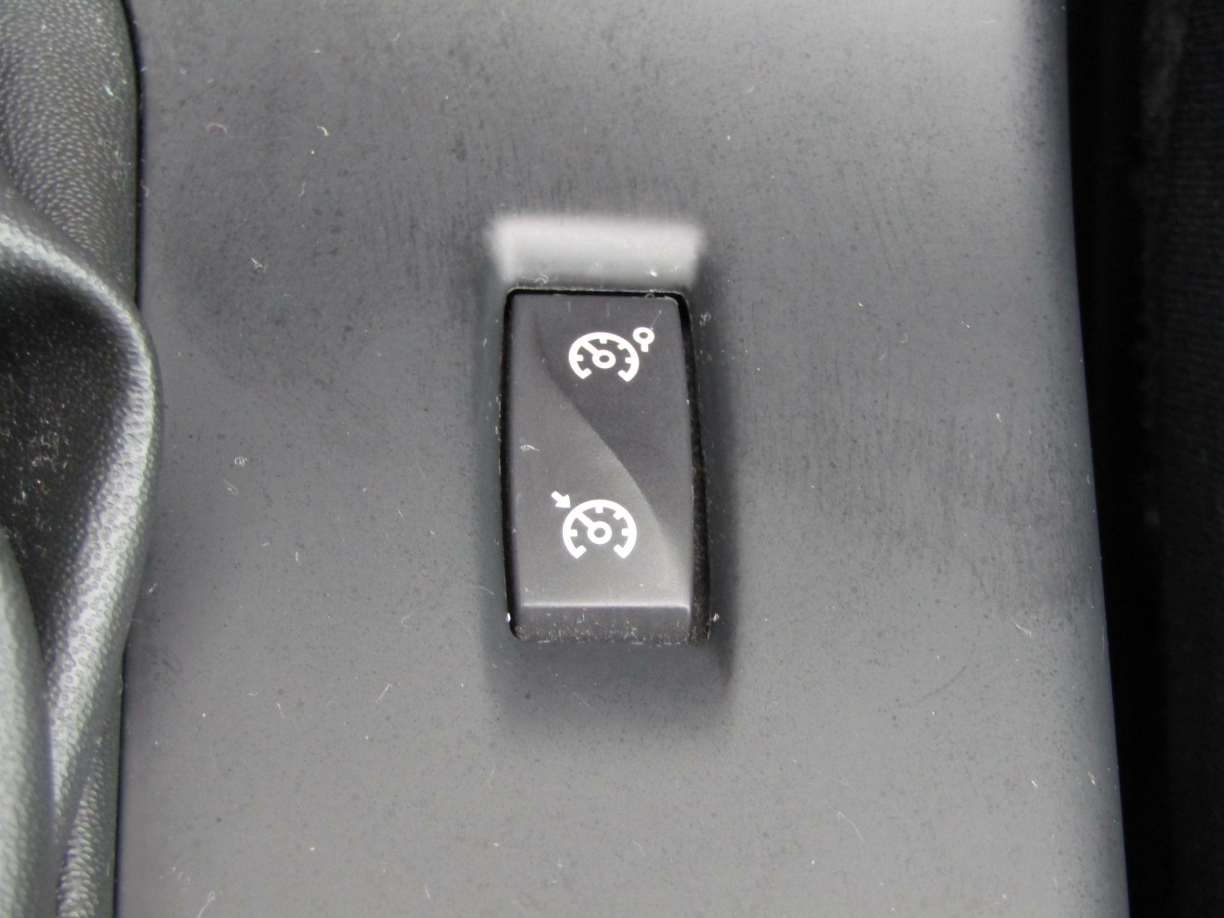 Renault Mégane, 2013 - pohled č. 13