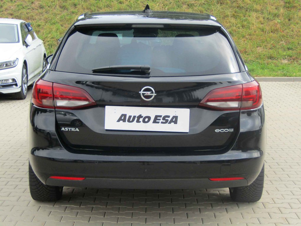 Opel Astra 1.6CDTi 
