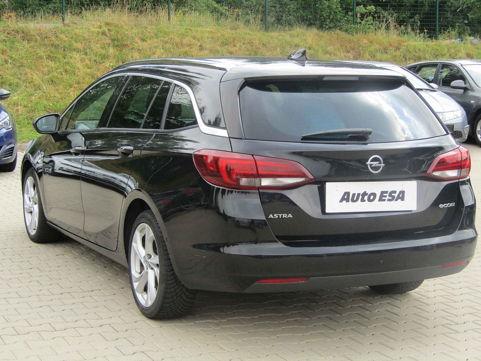 Opel Astra 1.6CDTi 