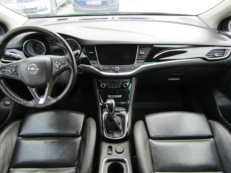 Opel Astra 1.6CDTi 