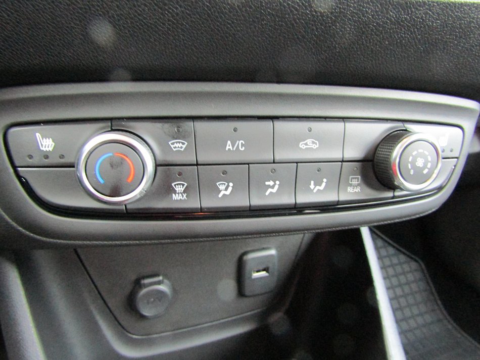 Opel Crossland X 1.2T 