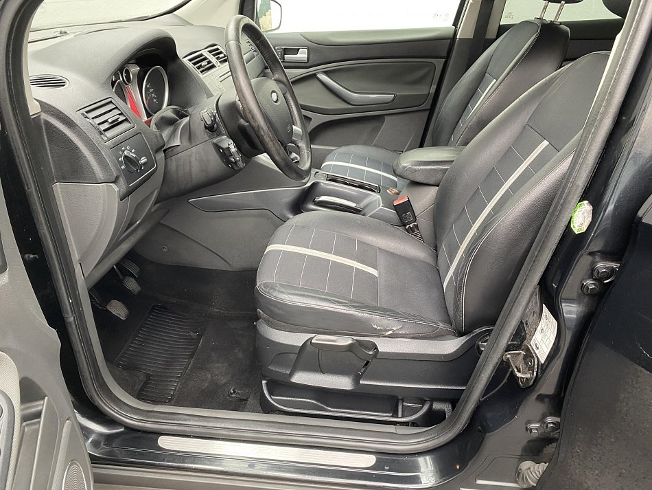 Ford Kuga 2.0 TDCi Titanium