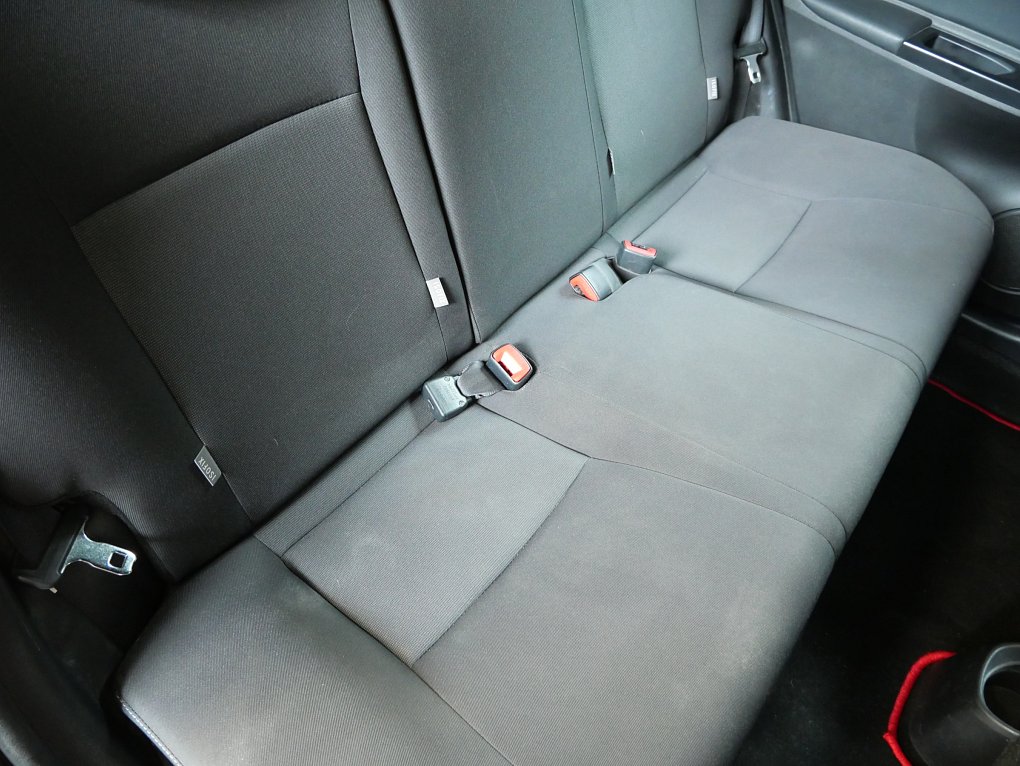 Toyota Yaris 1.3VVT-i 