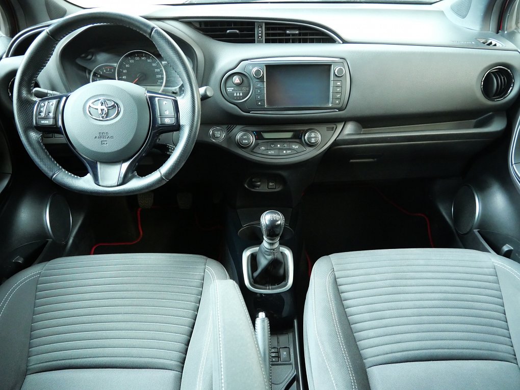Toyota Yaris 1.3VVT-i 