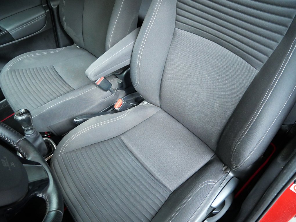 Toyota Yaris 1.3VVT-i 