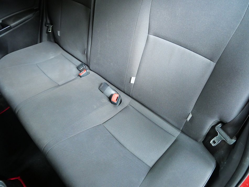 Toyota Yaris 1.3VVT-i 