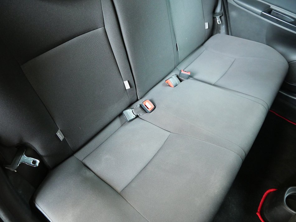 Toyota Yaris 1.3VVT-i 