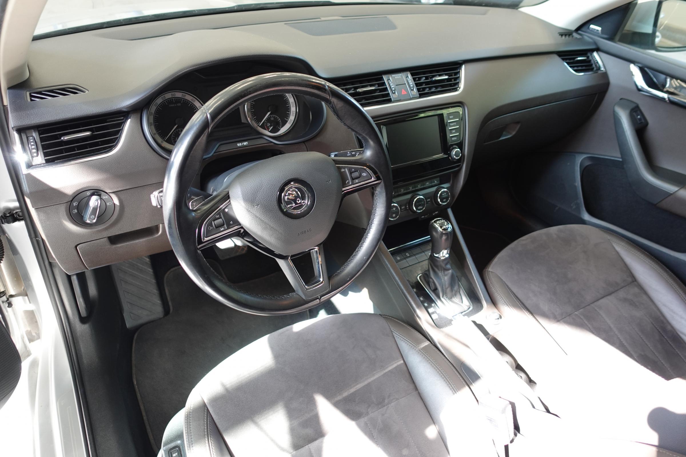 Škoda Octavia III, 2017 - pohled č. 22